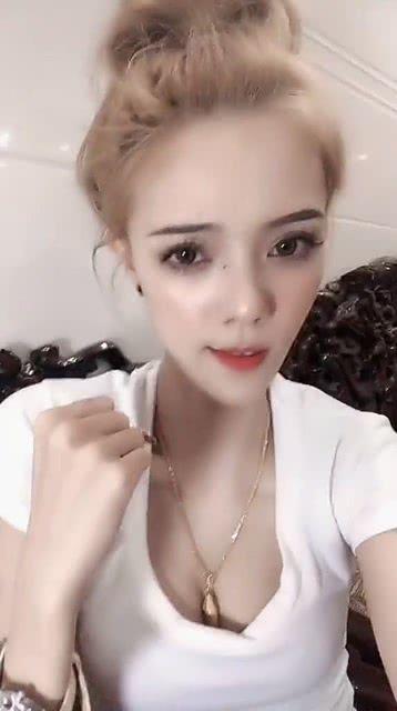 嗯嗯哦宝贝明星,闪耀星途的璀璨瞬间