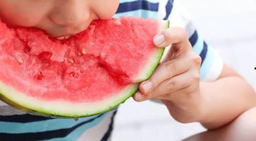 吃瓜笑得肚子疼,揭秘那些让人吃瓜笑得肚子疼的瞬间