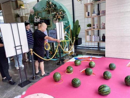 闵行最新吃瓜节,夏日狂欢，瓜果飘香，尽享欢乐时光