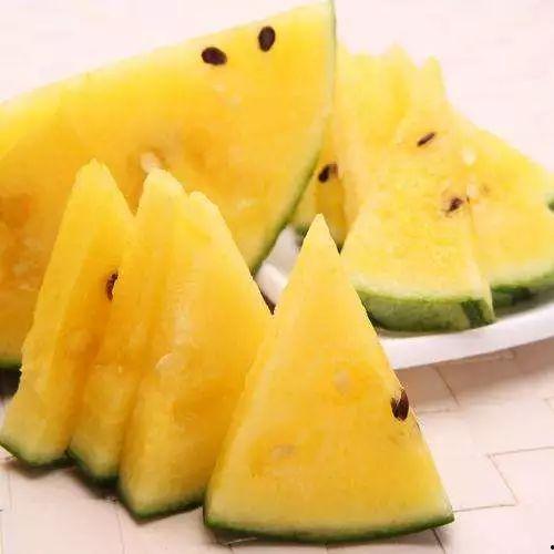 乌鲁木齐哪吃瓜好吃,探寻当地最佳吃瓜胜地