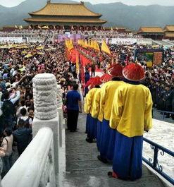 见面会吃瓜,吃瓜群众的热议焦点